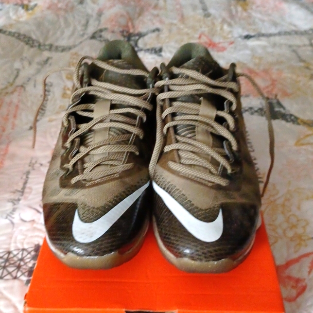 Nike 81